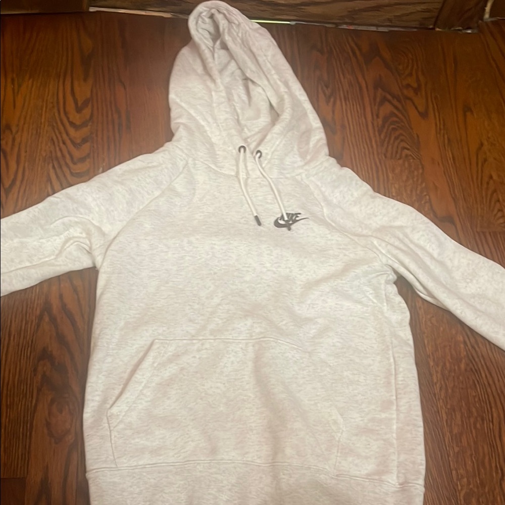 Nike hite Hoodie with Logo